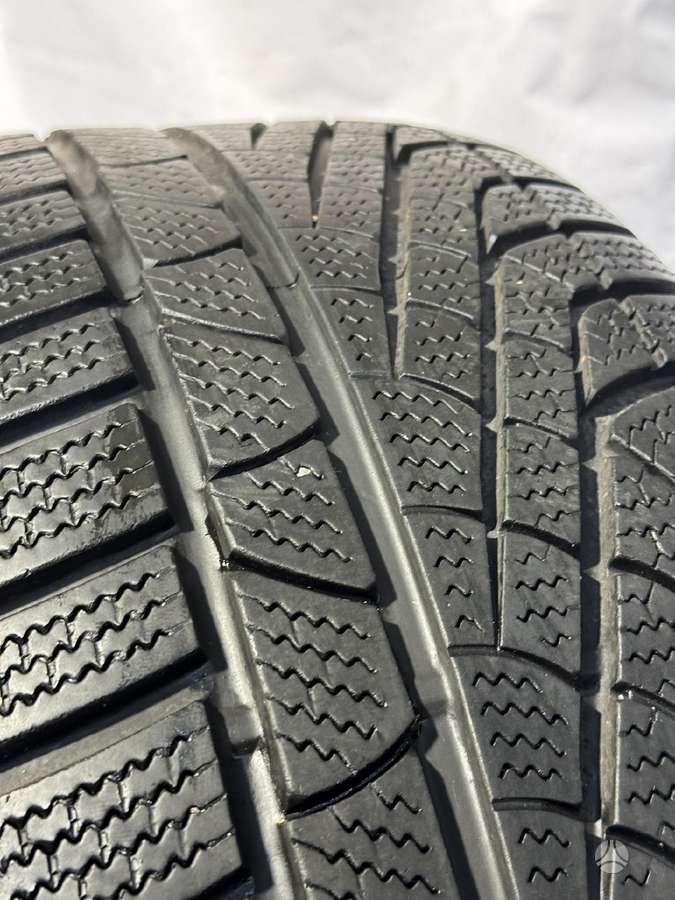 Pirelli SOTTOZERO WINTER 240, winter 235/50 R18