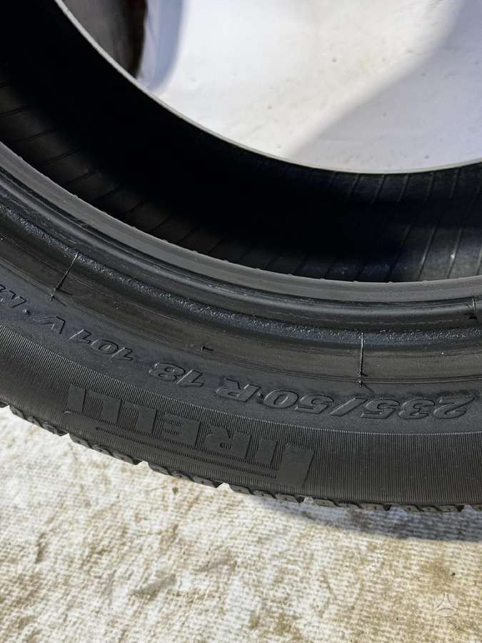 Pirelli SOTTOZERO WINTER 240, winter 235/50 R18