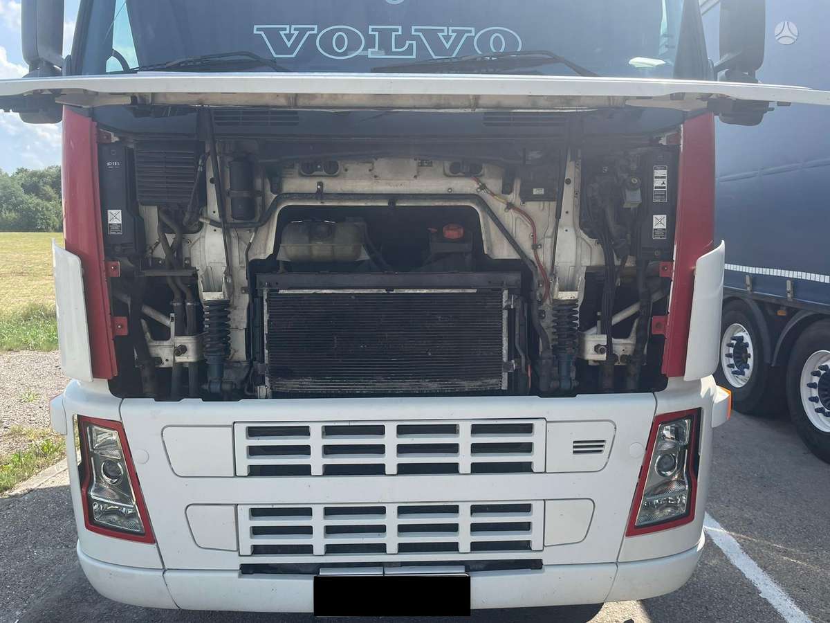 Volvo FH13, semi-trailer trucks