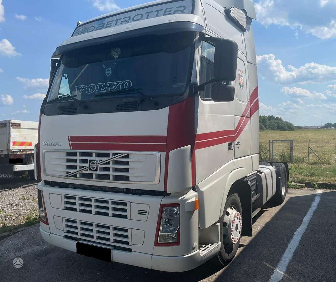 Volvo FH13, semi-trailer trucks