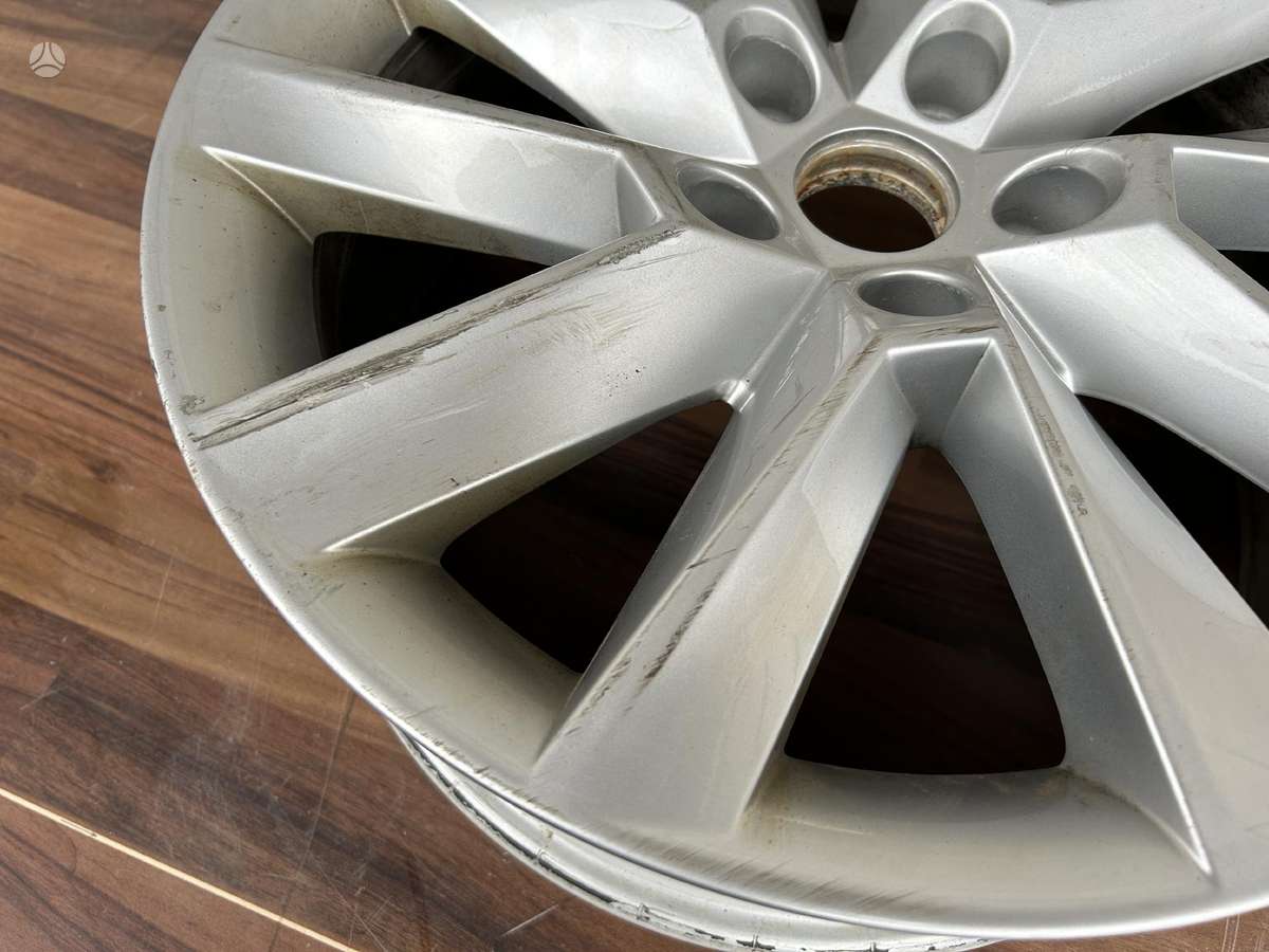 Skoda Superb, 3V0601025, Cen20350