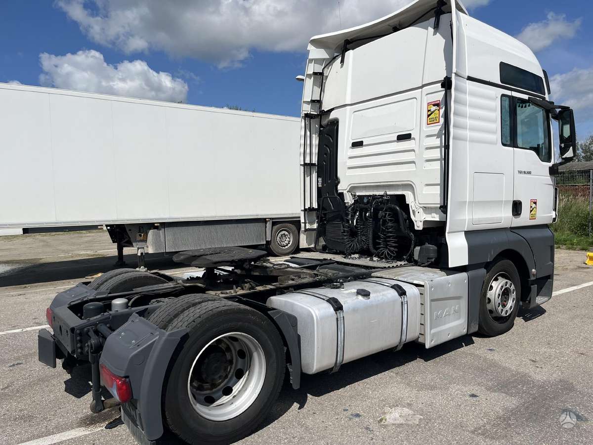 MAN TGX, double sleeper