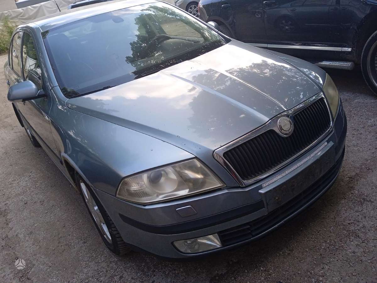 Skoda Octavia for parts. Dalimis