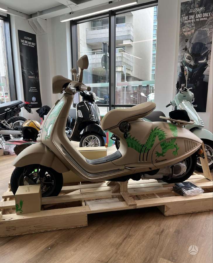 Piaggio Vespa, мотороллеры / мопеды