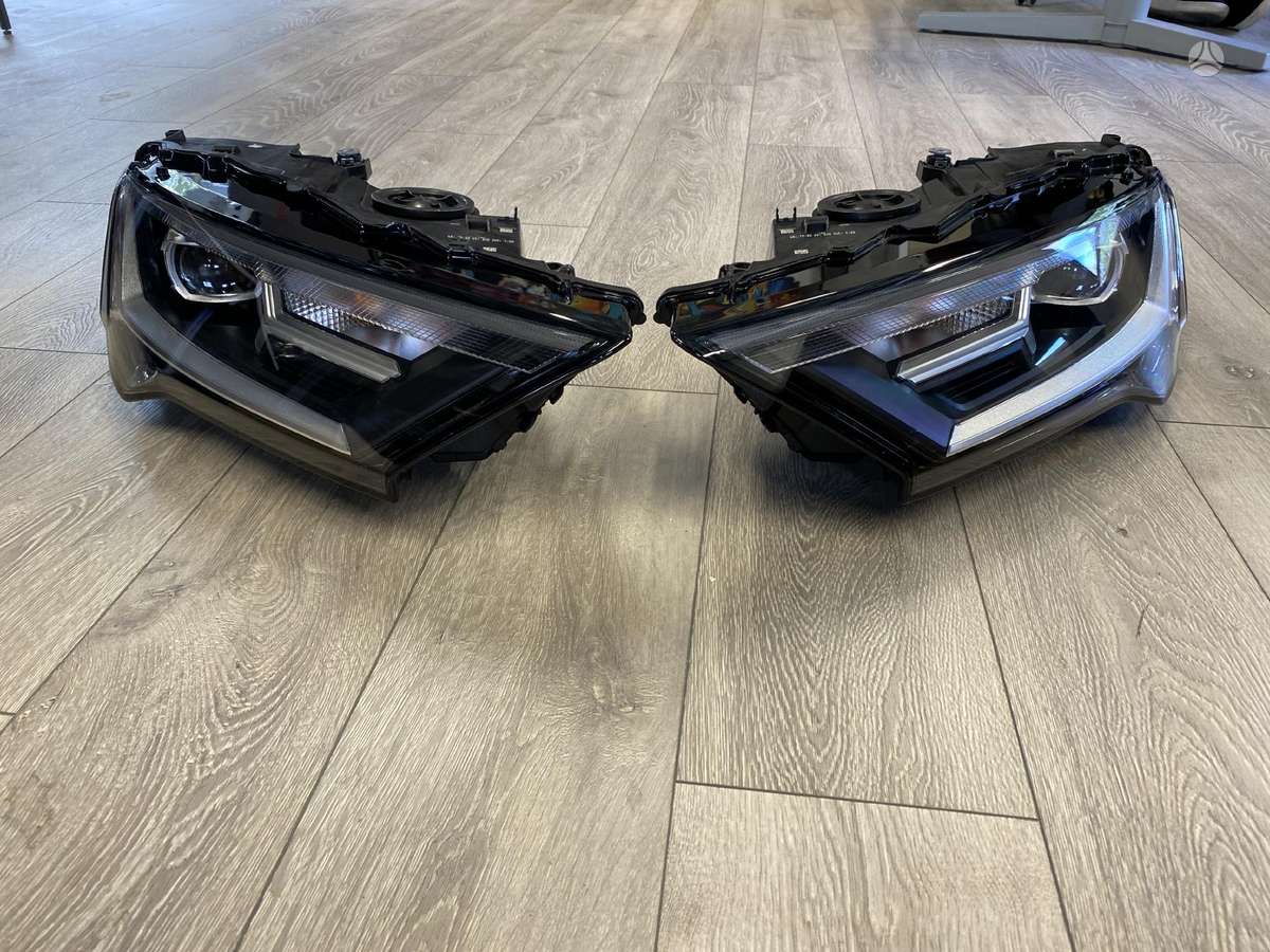 Audi Q7 žibintai