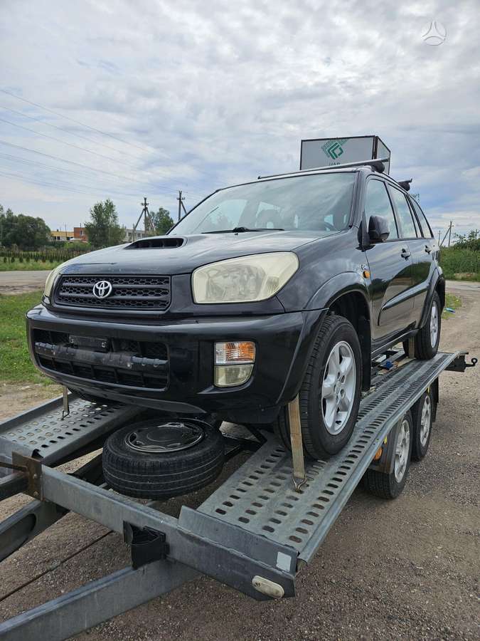 Toyota RAV4 Ardomas automobilis dalimis