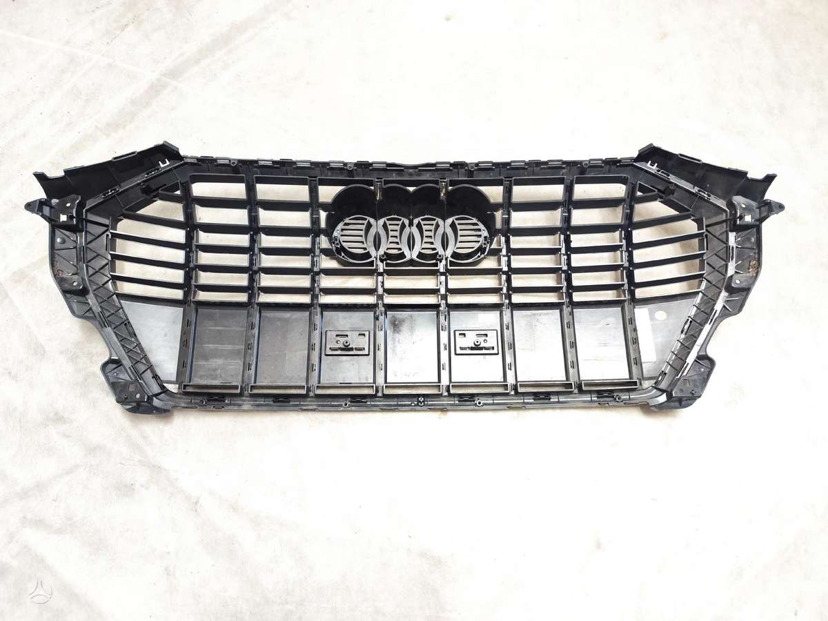Audi Q3, 83a853651e