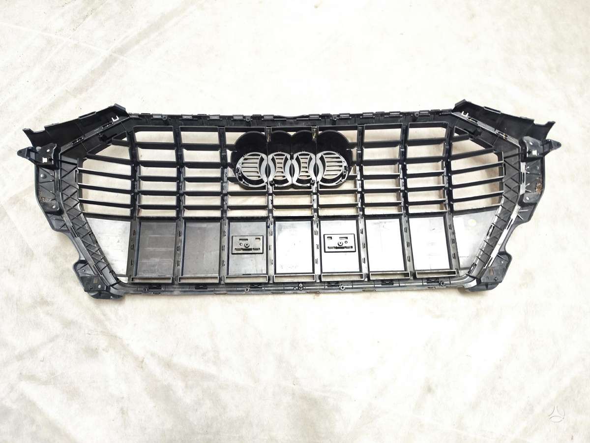 Audi Q3, 83a853651e