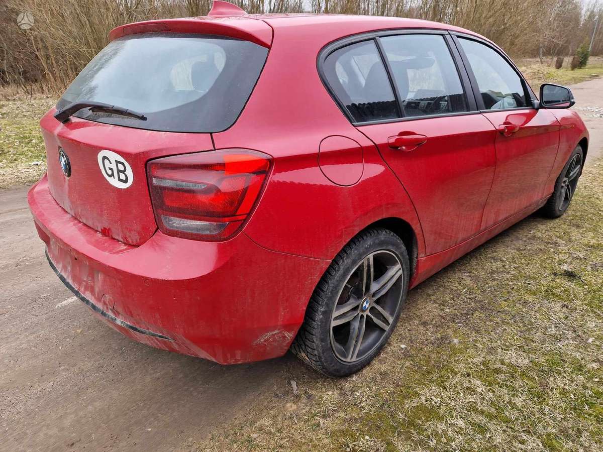 BMW 116 Dalimis