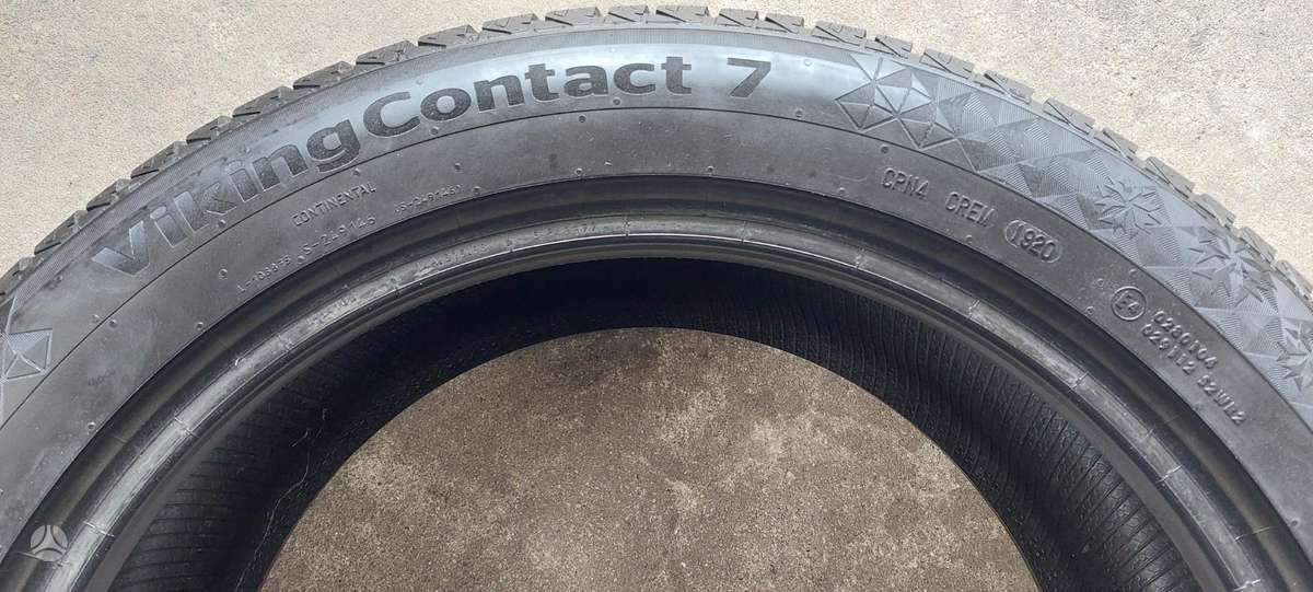 Continental, winter 255/50 R20