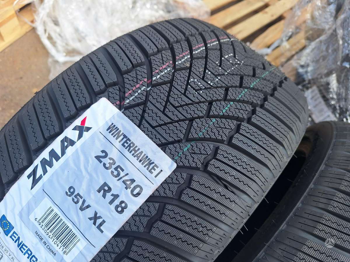 Rockblade, winter 235/40 R18