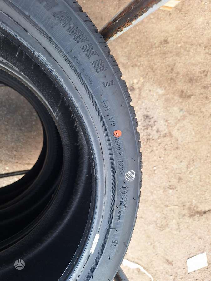 Rockblade, winter 235/40 R18