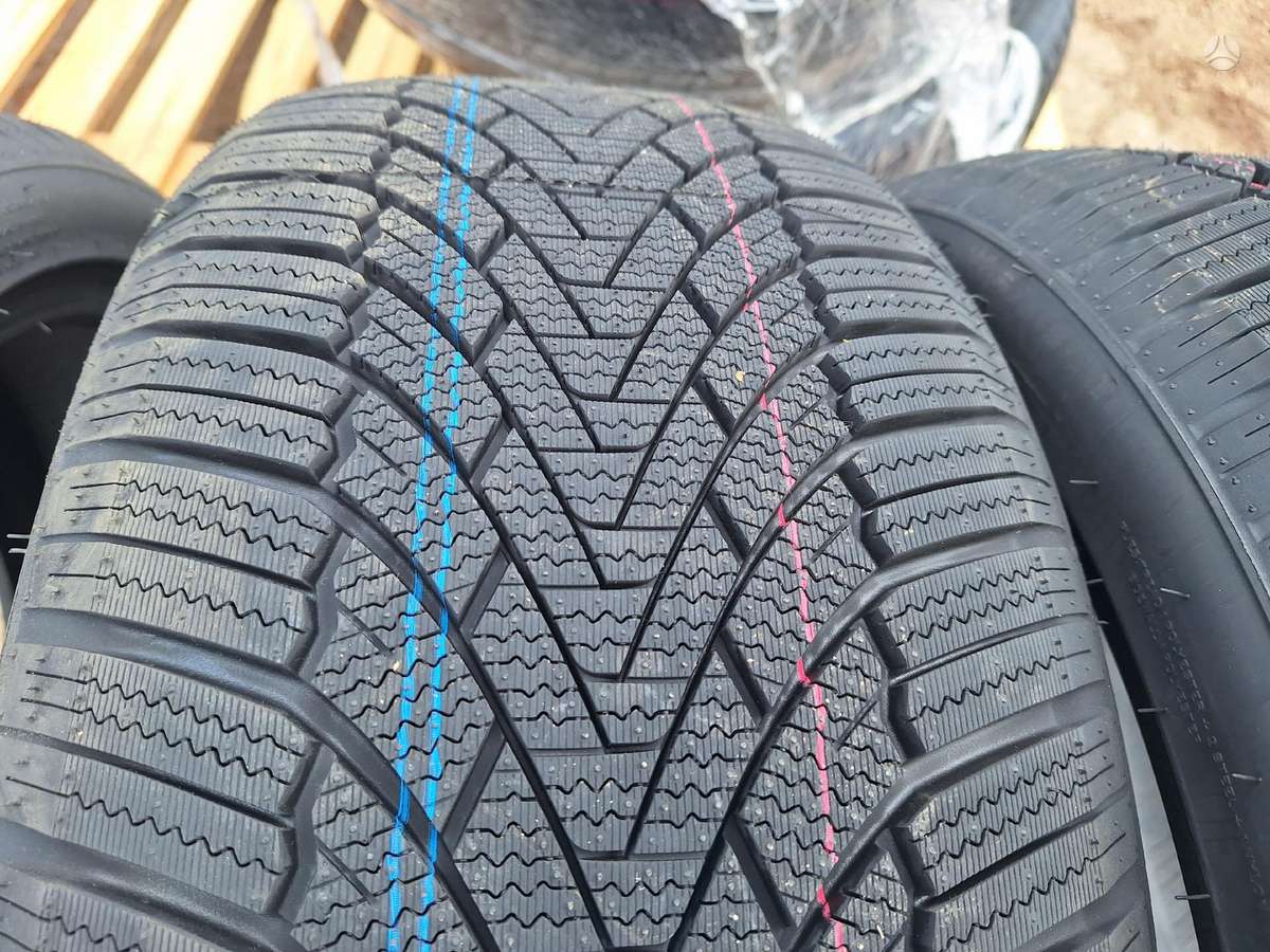 Rockblade, winter 225/40 R18