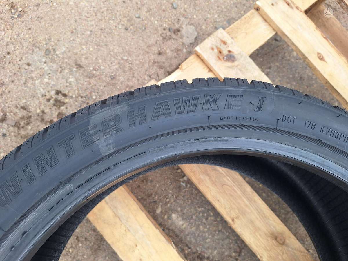 Rockblade, winter 225/40 R18