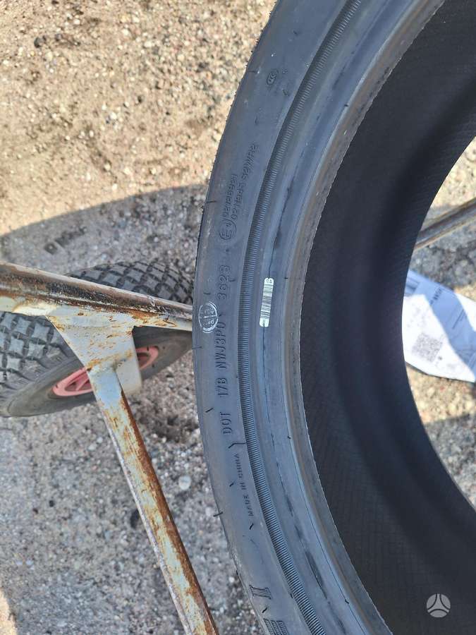 Rockblade, winter 255/35 R19