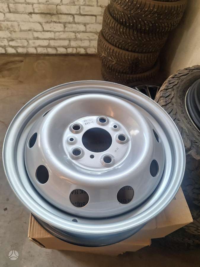 Fiat, plieniniai štampuoti, R16