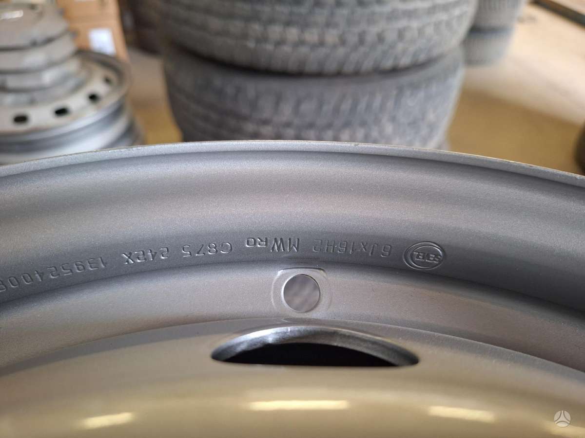 Fiat, stamped steel, R16