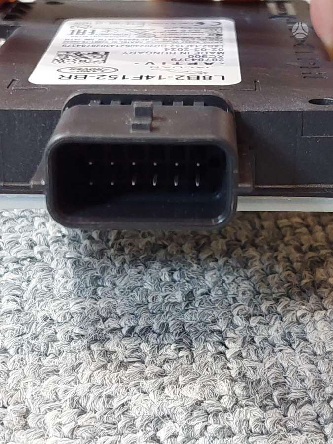 Land Rover Defender, L8B214F152BN, electrical wiring