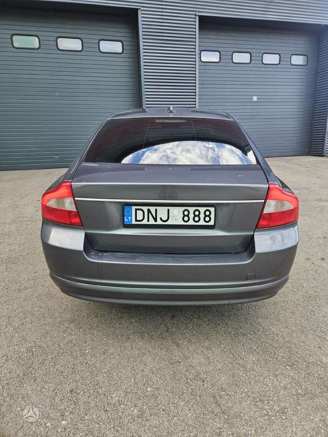 Volvo S80 - 9