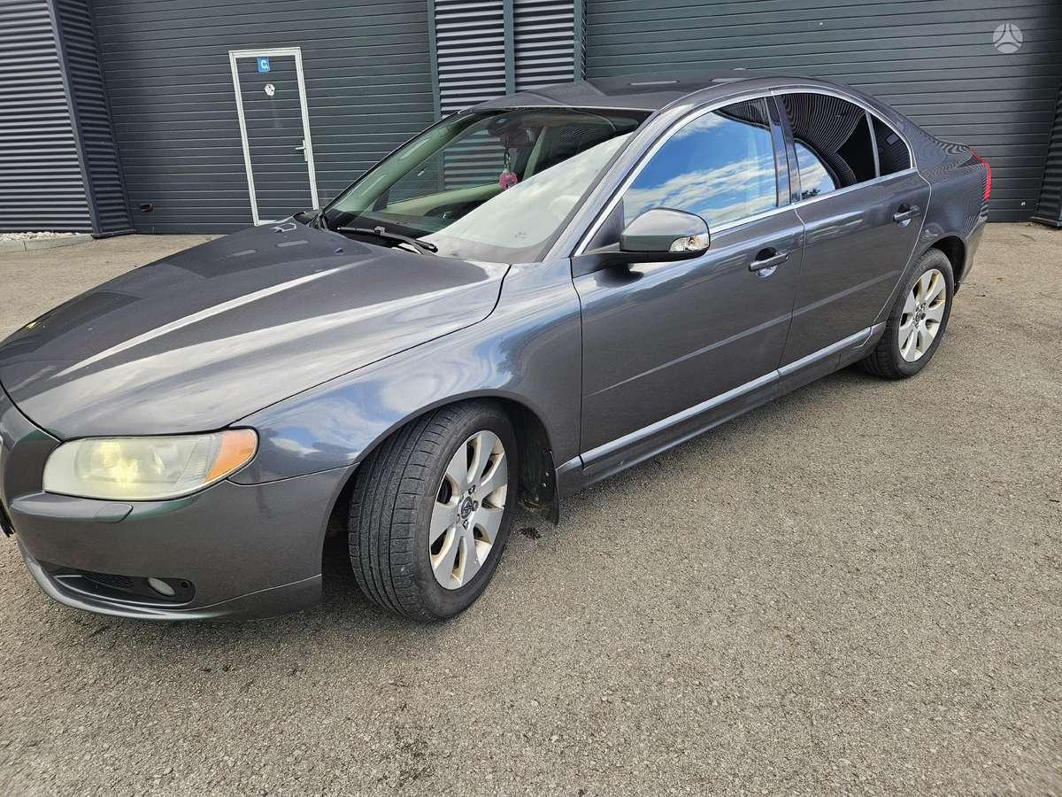 Volvo S80 - 10