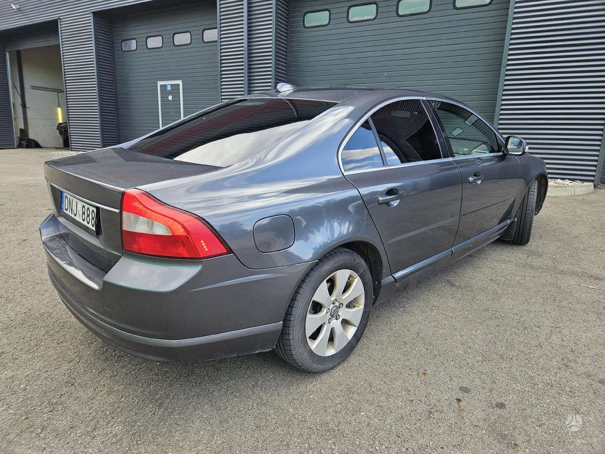 Volvo S80 - 11