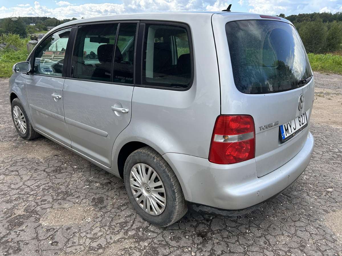 Volkswagen Touran Dalis pristatome