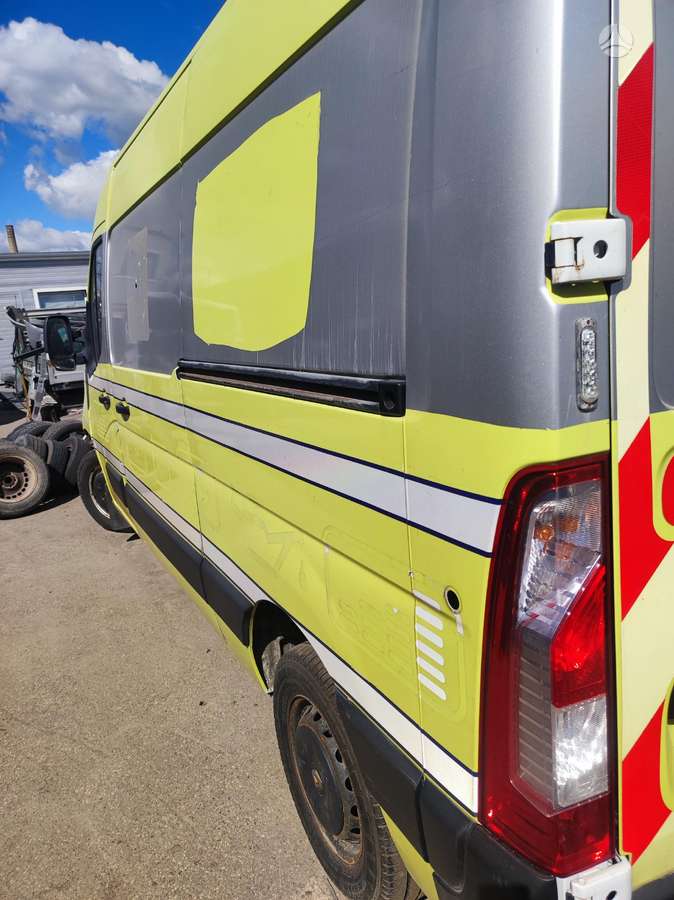 Renault Master, krovininiai mikroautobusai
