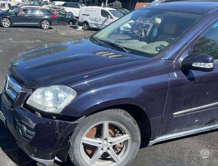 Mercedes-Benz GL320
