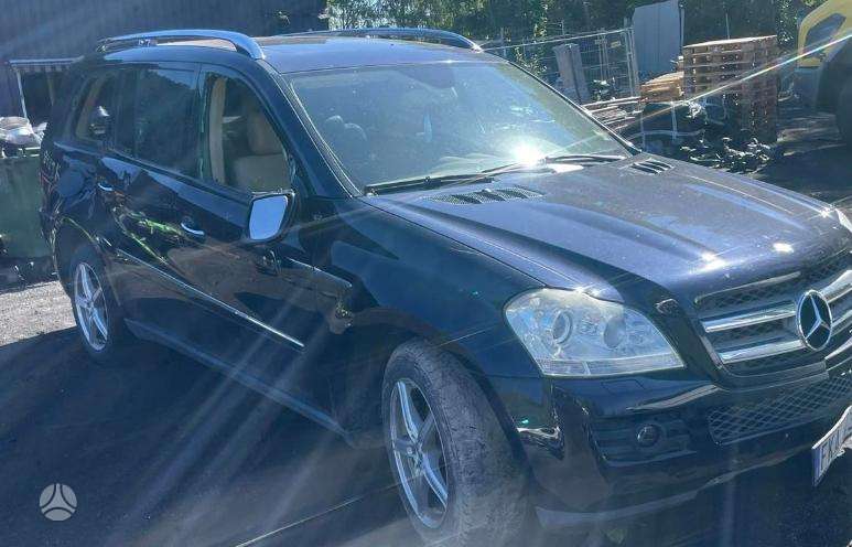 Mercedes-Benz GL320
