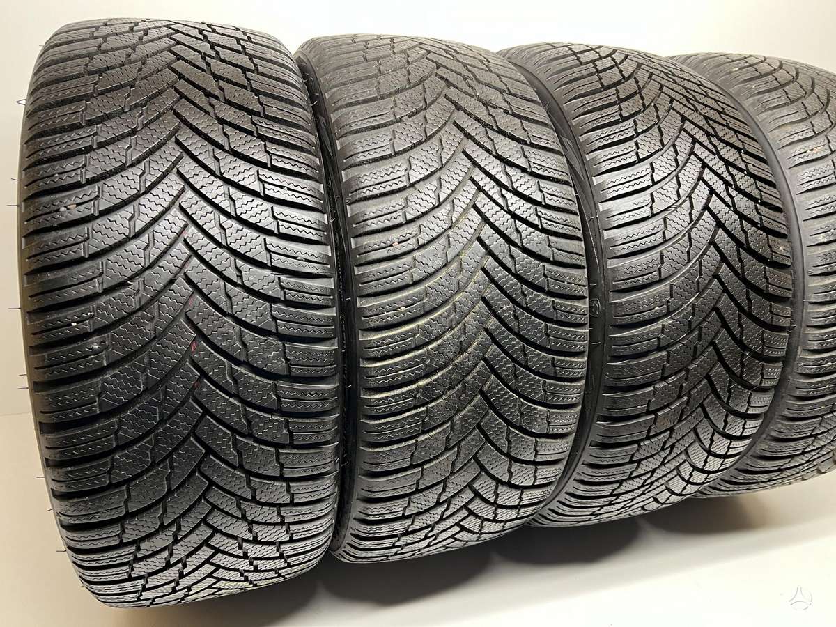 Firestone WinterHawk 4 2021m, winter 225/45 R17
