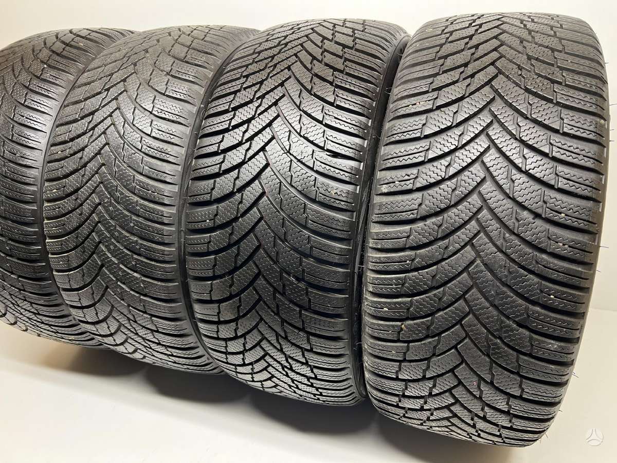 Firestone WinterHawk 4 2021m, winter 225/45 R17