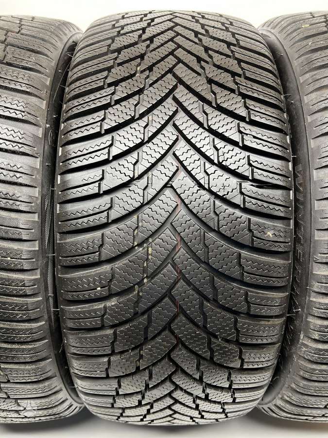 Firestone WinterHawk 4 2021m, winter 225/45 R17