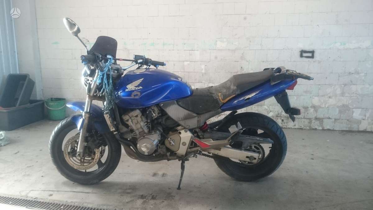 Honda Hornet, street / classic