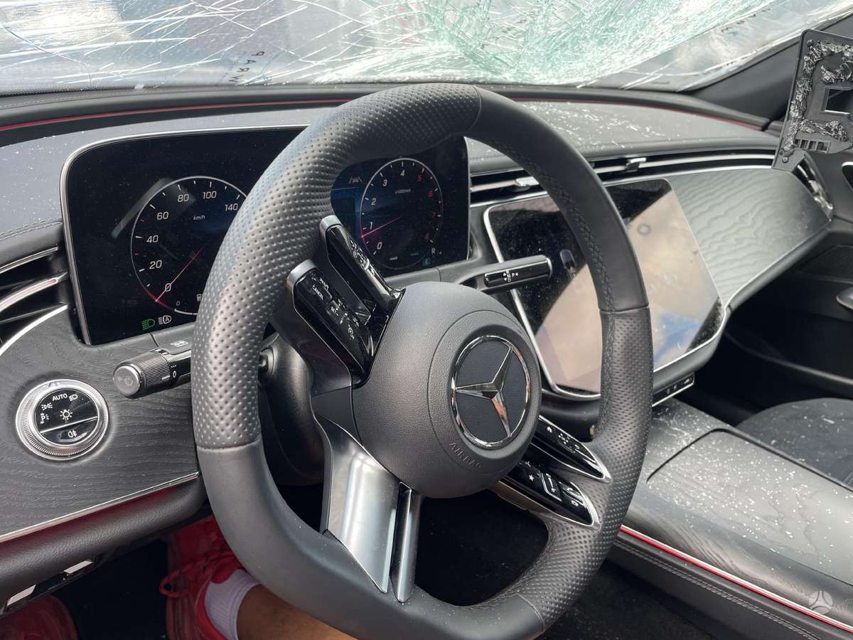 Mercedes-Benz E klasė W214 dalys