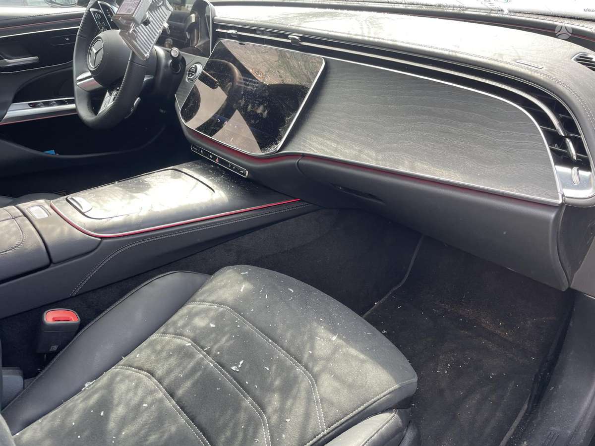 Mercedes-Benz E klasė W214 dalys
