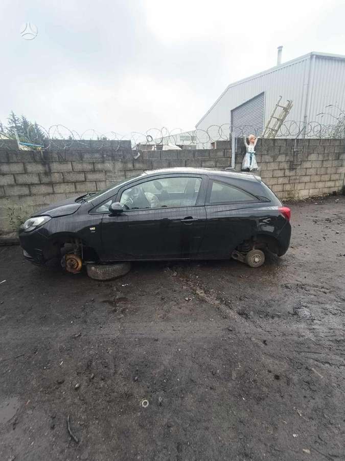 Opel Corsa dalimis