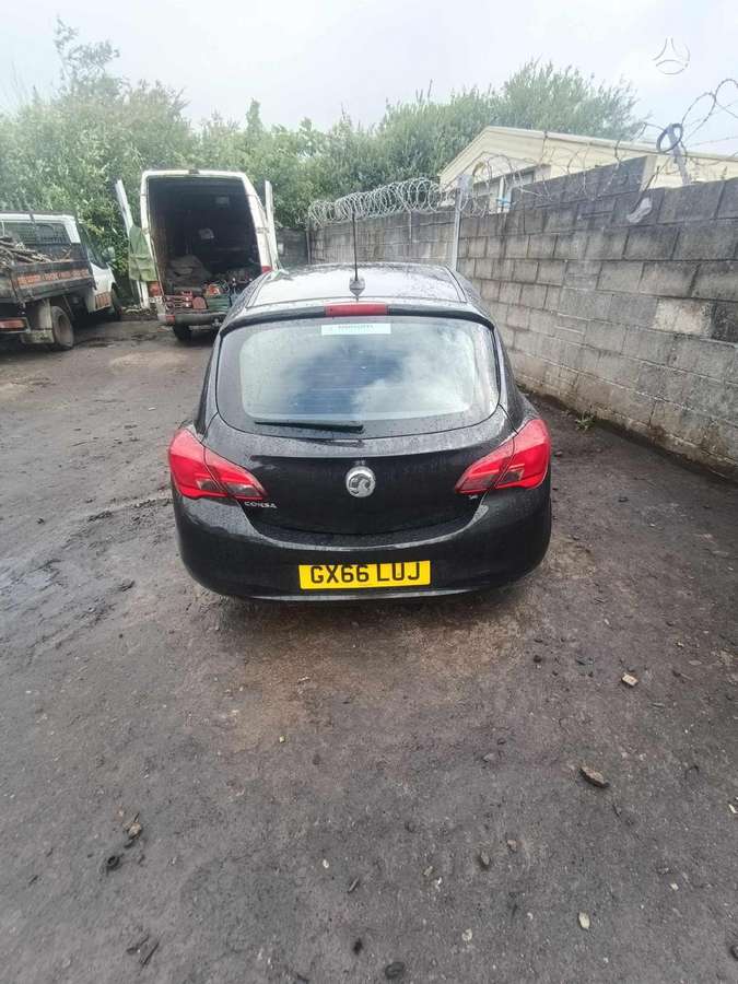 Opel Corsa dalimis