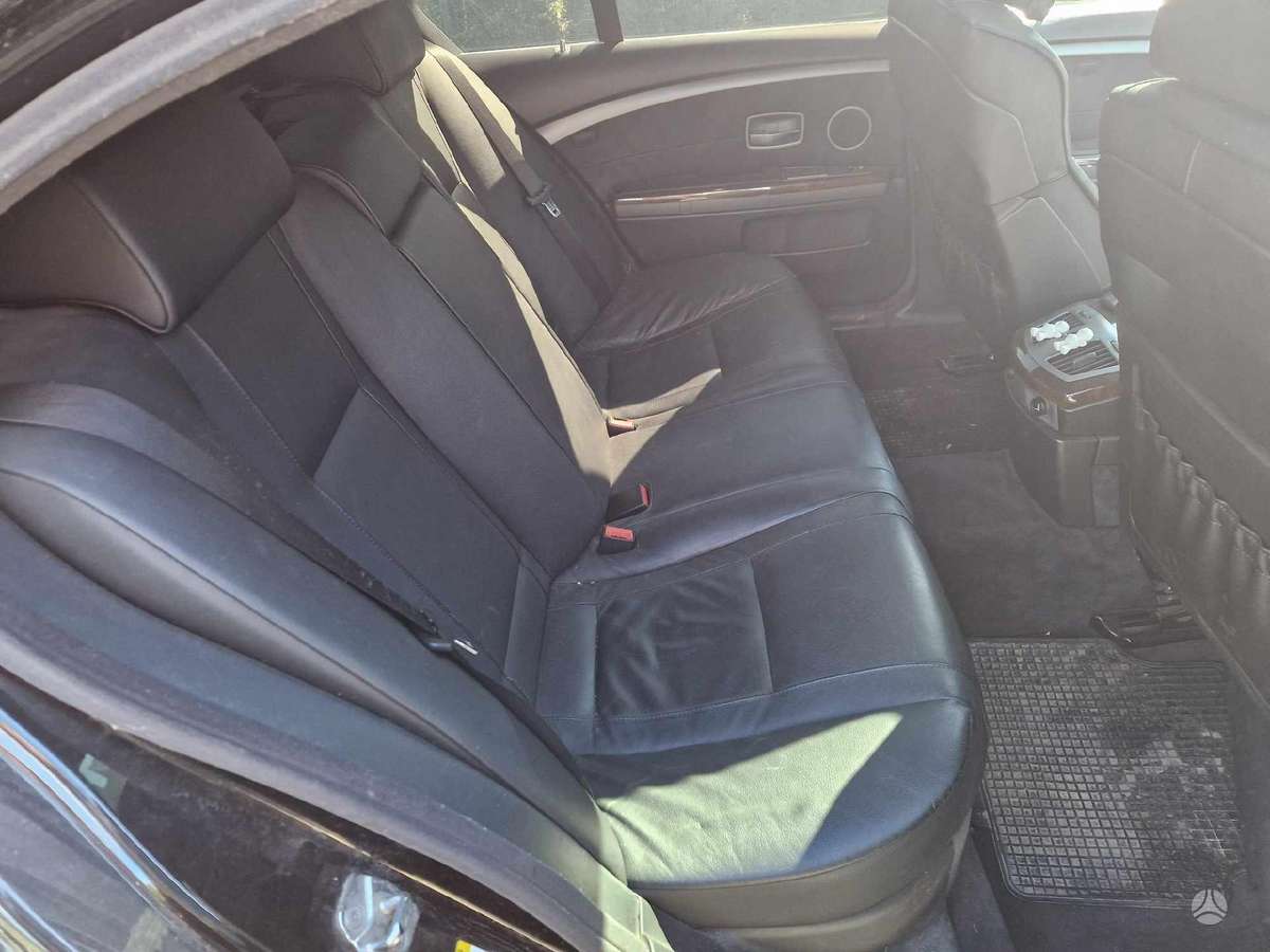 BMW 730 Dalimis