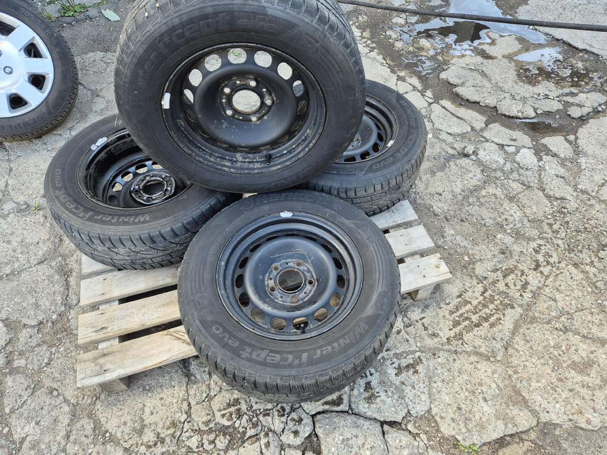 Dunlop, всесезонные 255/65 R18