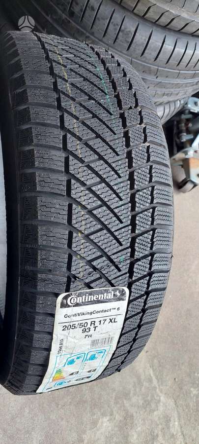 Continental, зимние 205/50 R17