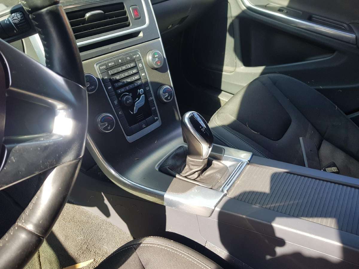 Volvo V60 Europa dalim