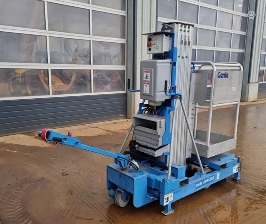 Genie IWP-20S, vertikalūs keltuvai