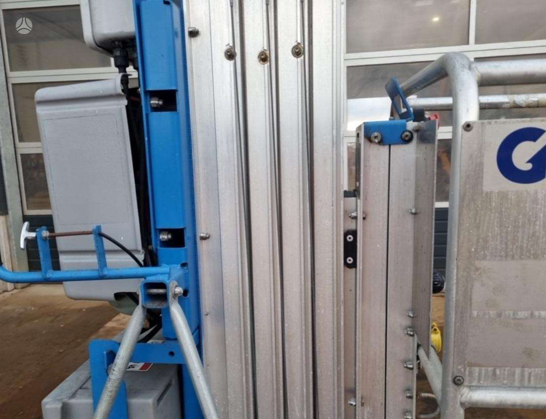 Genie IWP-20S, vertikalūs keltuvai