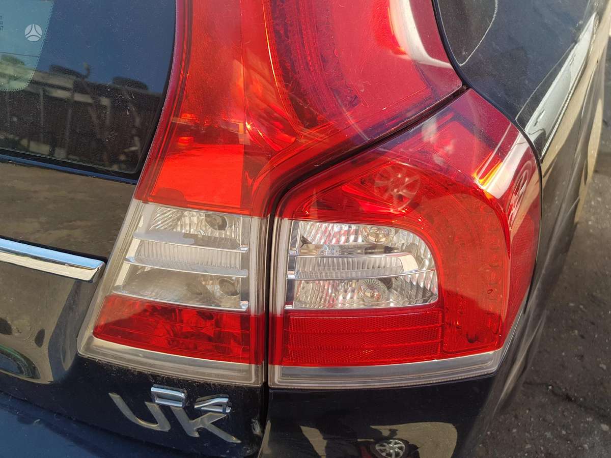 Volvo V70 Visos volvo dalys
