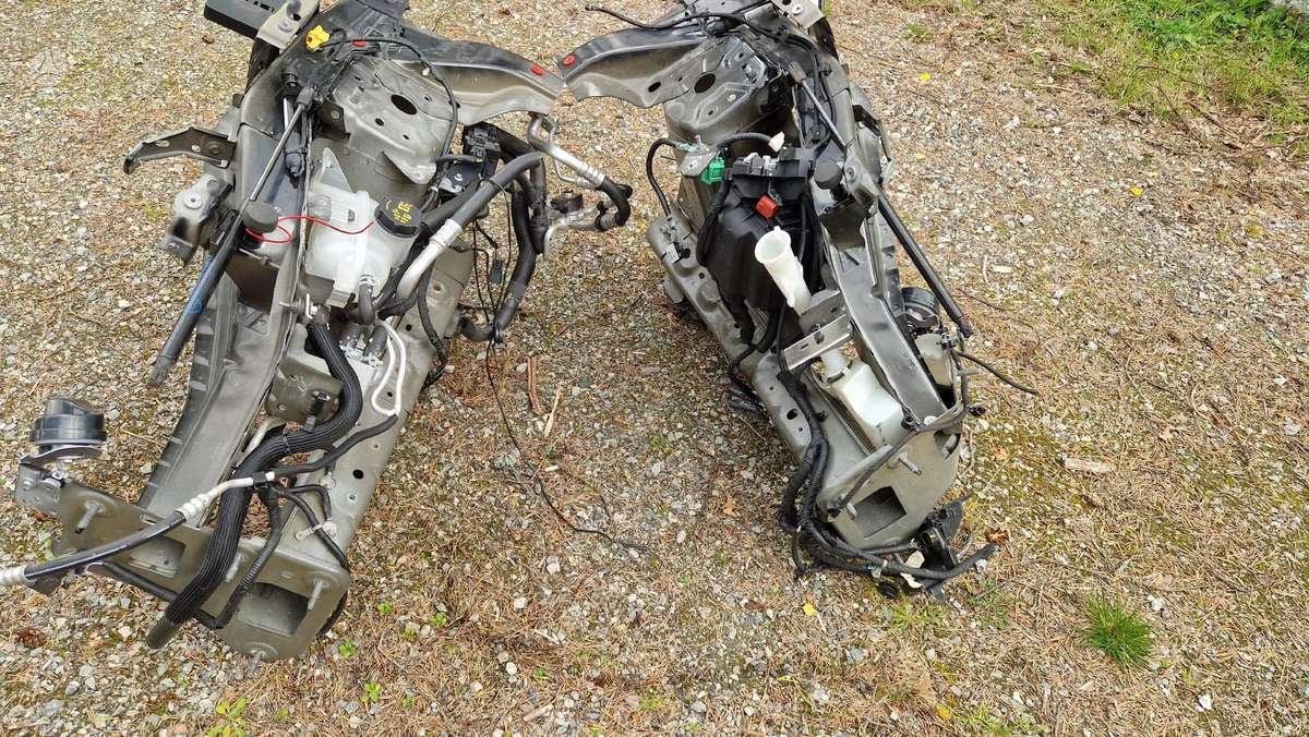 Ford Mustang Mach-E frame rails (fornt, rear)