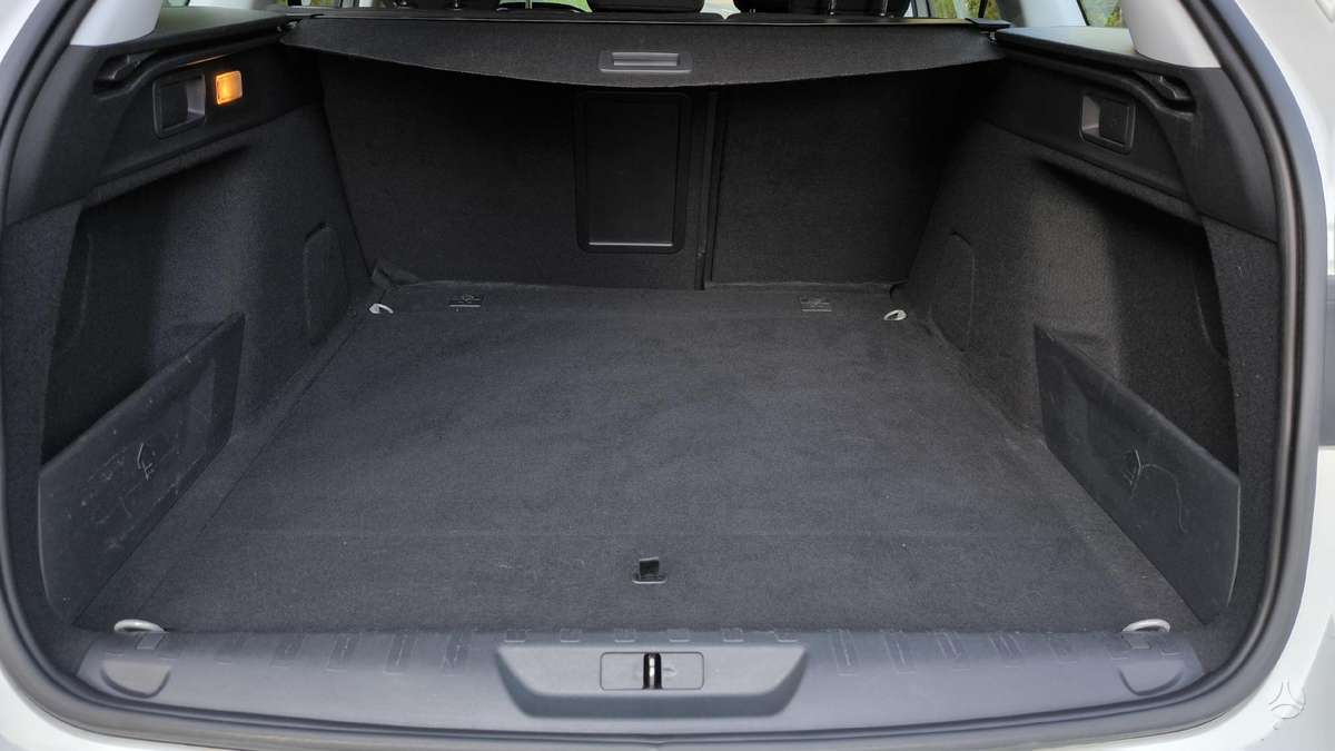 Peugeot 308, 1.6 l., Универсал