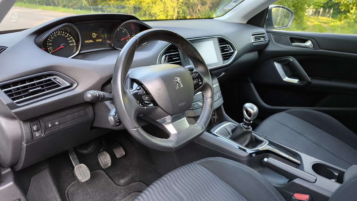 Peugeot 308, 1.6 l., Универсал