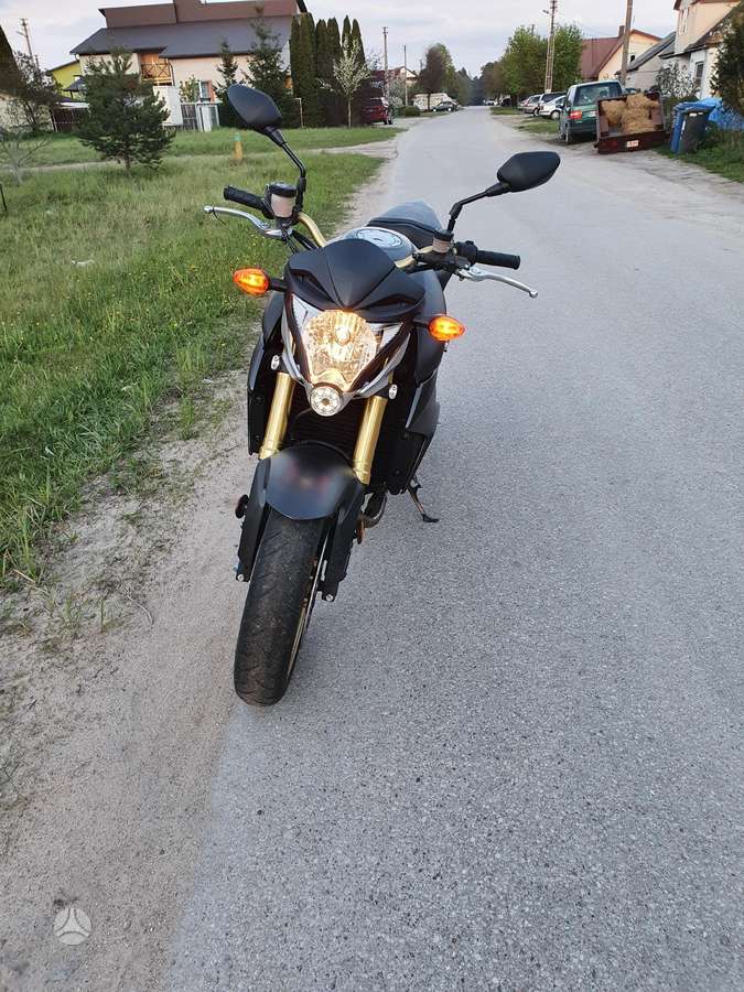 Honda CBR 1000cc, street / classic