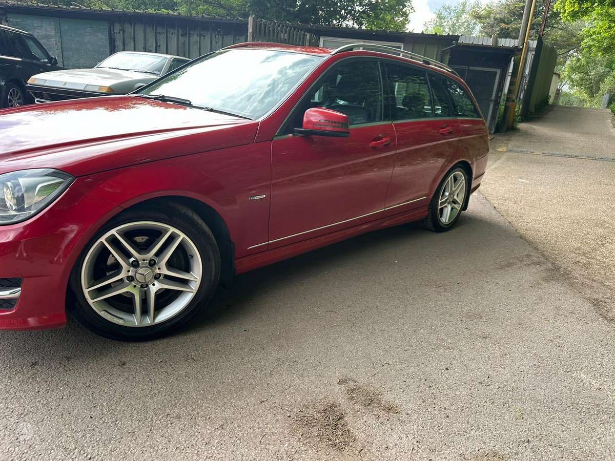 Mercedes-Benz C220
