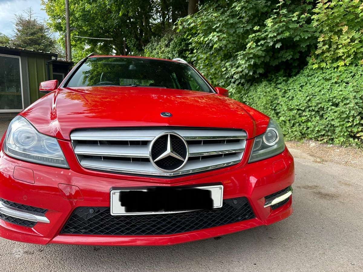 Mercedes-Benz C220